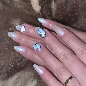 Chloe Nail Lounge - Nail Salons Near Me - Orange, California