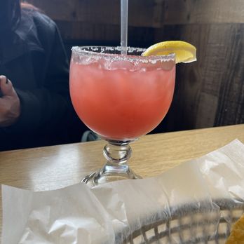 Los Compadres Mexican Restaurant - Medium  Strawberry Margarita - Mexican Near Me - Stony Creek, Virginia