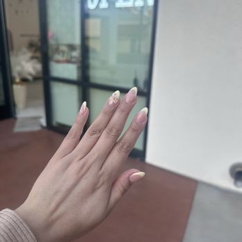 Glamour Nail Bar - Yellow french tip with 3d flower - Nail Salons Near Me - Bellflower, California