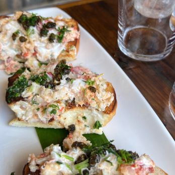 Finney's Crafthouse - Orange - Lobster rolls - New American Near Me - Orange, California Finney's Crafthouse - Orange - Lobster rolls - New American Near Me - Orange, California