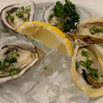 Cafe Miro - Fresh oysters - Modern European Near Me - Honolulu, Hawaii