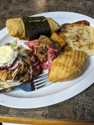 El Salvadoreño by null