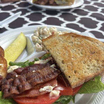 Lee's Farmers Market - BLT - Grocery Near Me - Murrells Inlet, South Carolina Lee's Farmers Market - BLT - Grocery Near Me - Murrells Inlet, South Carolina