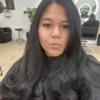 Combs Salon - Hair Salons Near Me - Campbell, California