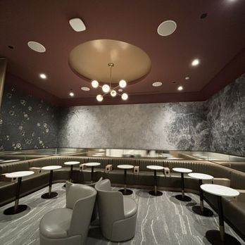 Delta Sky Club - Airport Lounges Near Me - Jamaica, New York