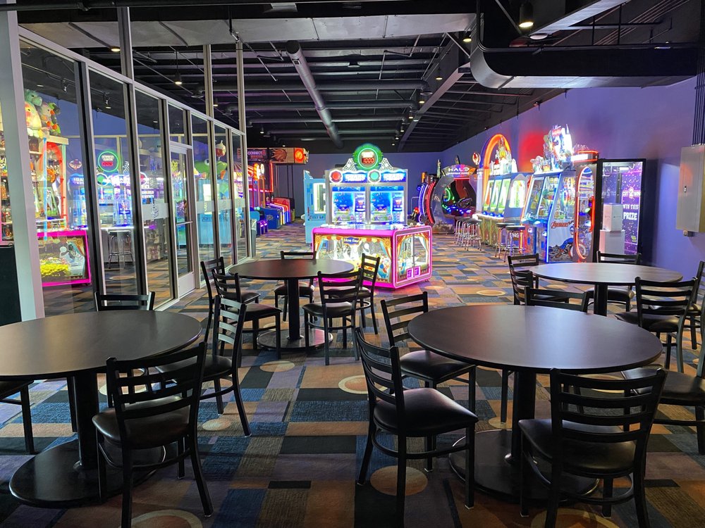 PINZ BOWLING CENTER Updated August 2024 12 Photos & 15 Reviews 700 N Lafayette St, South