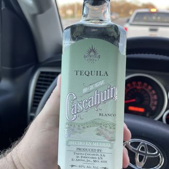 Liquor Planet - a hand holding a bottle of tequila - Beer, Wine & Spirits Near Me - Murfreesboro, Tennessee Liquor Planet - a hand holding a bottle of tequila - Beer, Wine & Spirits Near Me - Murfreesboro, Tennessee