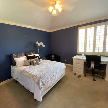 Mo & Me Clutter Free - Simple staging.  This room was packed full of stuff! - Home Organization Near Me