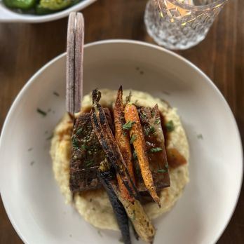 Franklin Social - Braised Short Rib - Cocktail Bars Near Me - Jersey City, New Jersey