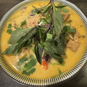 Amazing Basil - Vegan Shrimp Laksa Noodle Soup - Asian Fusion Near Me - Fremont, California Amazing Basil - Vegan Shrimp Laksa Noodle Soup - Asian Fusion Near Me - Fremont, California