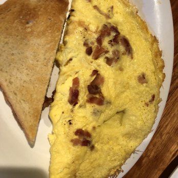 Ruby Slipper Pensacola - BYO Bacon pepperjack omelet - Breakfast & Brunch Near Me - Pensacola, Florida Ruby Slipper Pensacola - BYO Bacon pepperjack omelet - Breakfast & Brunch Near Me - Pensacola, Florida