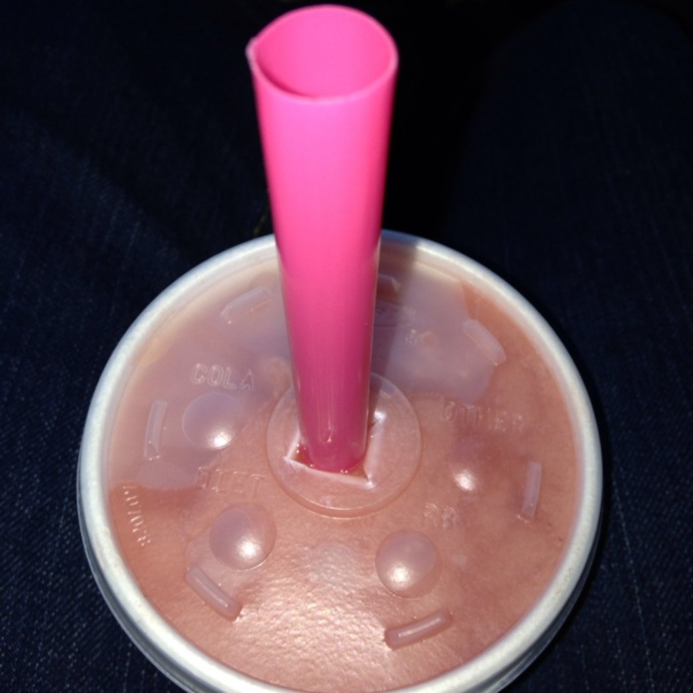 Swig - "Strawberry Banana Smoothie" @ Swig - 2/5/14 - Desserts Near Me - St. George, Utah Swig - "Strawberry Banana Smoothie" @ Swig - 2/5/14 - Desserts Near Me - St. George, Utah