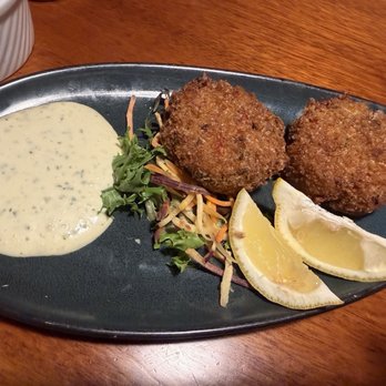 Drift Inn - Crab Cakes - New American Near Me - Yachats, Oregon