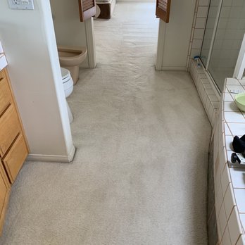 Lavty Cleaning Services - Carpet in the bathroom looks new! - Carpet Cleaning Near Me - Fort Mill, North Carolina