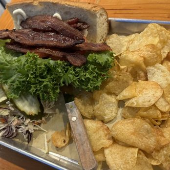 Yodelin - BLT - Seafood Near Me - Leavenworth, Washington