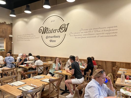 Mister O1 Extraordinary Pizza - Wynwood by null