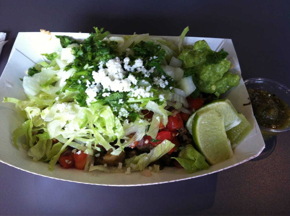 Teddy's Nacho Royale Logo