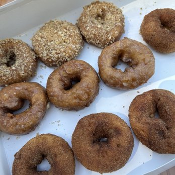 High Hill Ranch - Infamous apple donuts - Donuts Near Me - Placerville, California High Hill Ranch - Infamous apple donuts - Donuts Near Me - Placerville, California