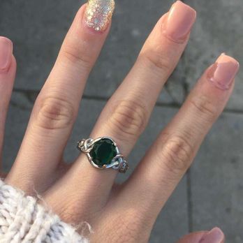 4 Season Nails - Skin Care Near Me - San Pedro, California
