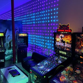 Retro Rooms - Arcades Near Me - Montclair, California