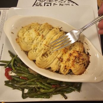 Mohegan Manor - Seafood Near Me - Baldwinsville, New York