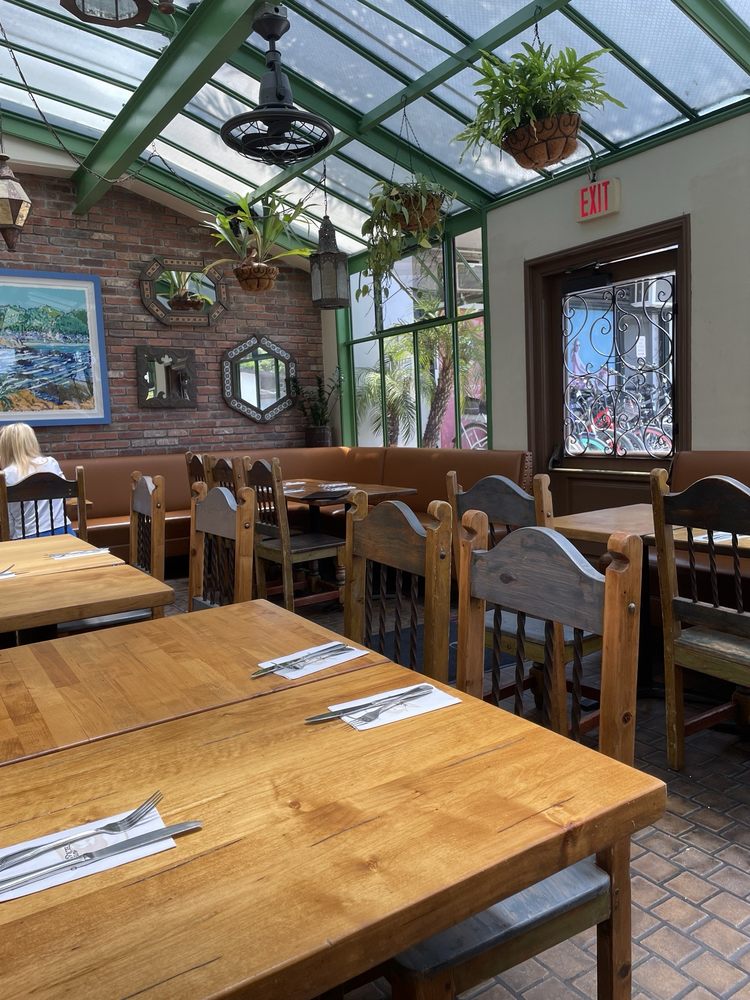 Avila's El Ranchito