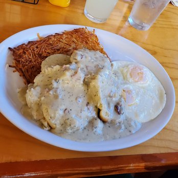 White Mountain Cafe - Biscuits and Gravy - Breakfast & Brunch Near Me - McCloud, California White Mountain Cafe - Biscuits and Gravy - Breakfast & Brunch Near Me - McCloud, California