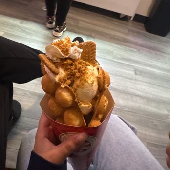 Love From London - Yummy Biscoff and vanilla ice cream - Bubble Tea Near Me - Bellingham, Washington Love From London - Yummy Biscoff and vanilla ice cream - Bubble Tea Near Me - Bellingham, Washington
