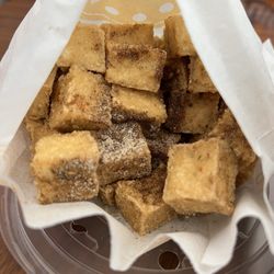 Quickly - F16. Fried Tofu