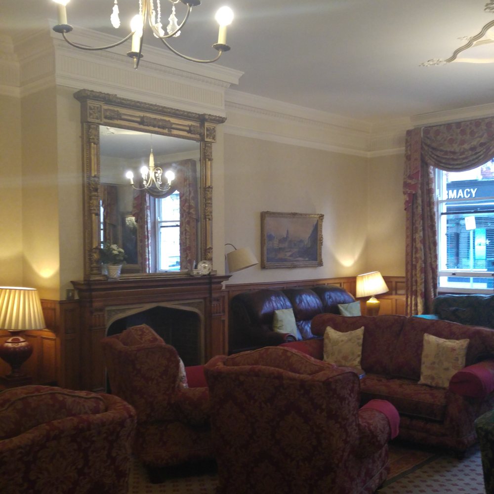 Green Dragon - Nice room to relax at the groundfloor - Hotels Near Me - Hereford, HEF