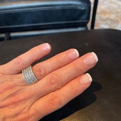 Nail Lounge - Nails looking fine!