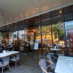 Wildflour Cafe + Bakery
