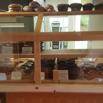 Bakery San Juan - Pastry case 1of2 (9/30/20) - Bakeries Near Me - Friday Harbor, Washington