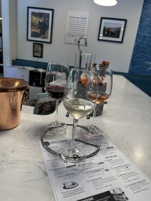 Good Harbor Vineyards by null