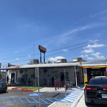 Layne's Chicken Fingers - Express lane is exactly that!! But you can also walk up! - Chicken Shop Near Me - Houston, Texas