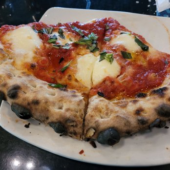 Logan’s Table - THE Margherita Pizza - New American Near Me - Leominster, Massachusetts
