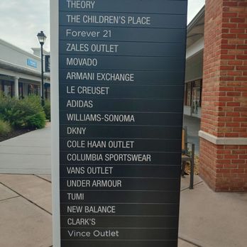 Leesburg Premium Outlets - Shopping Centers Near Me - Leesburg, Virginia Leesburg Premium Outlets - Shopping Centers Near Me - Leesburg, Virginia