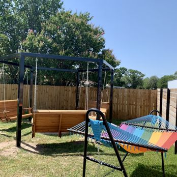 Eleven06 on 35 - Apartments Near Me - Waco, Texas