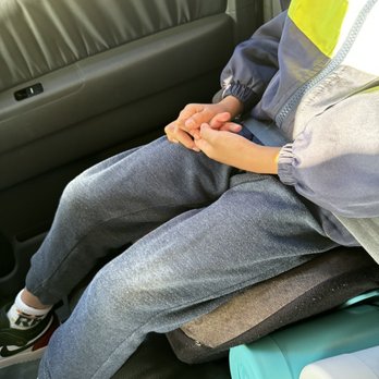 AJ Taxi Services - Booster car seat - Taxis Near Me AJ Taxi Services - Booster car seat - Taxis Near Me