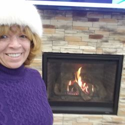 Quicklee's Avon Travel Center - Toasting my buns...