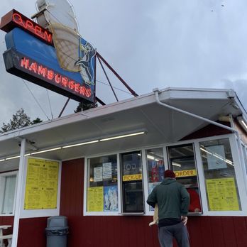 East Wind Drive-In - American Near Me - Cascade Locks, Oregon