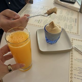 Harry's Restaurant - Freshly Squeezed Orange Juice (with Pulp) - Breakfast & Brunch Near Me - Houston, Texas Harry's Restaurant - Freshly Squeezed Orange Juice (with Pulp) - Breakfast & Brunch Near Me - Houston, Texas