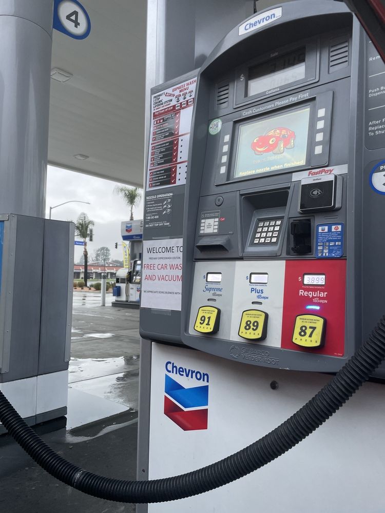 CHEVRON Updated June 2024 1140 S Mt Vernon Ave, Colton, California