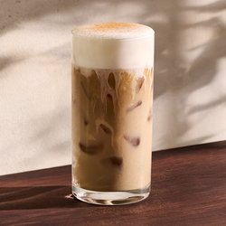 Starbucks - Iced Banana Bread Latte