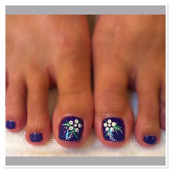 Voila Nail Salon - Nail Salons Near Me - Beverly Hills, California