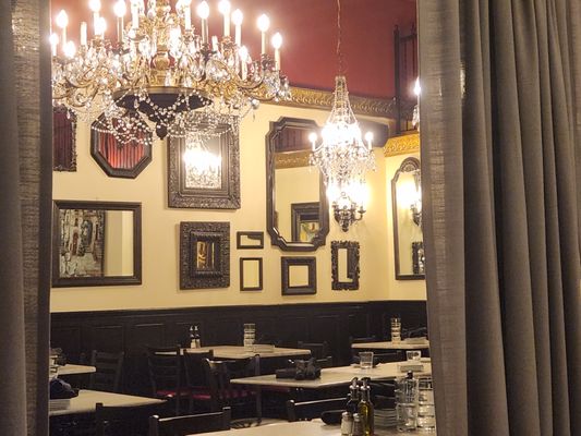 Mama Mia Trattoria by null
