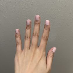 Maile's Nail Salon - Absolutely terrible gel