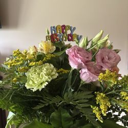 St. John Florist - Bouquet