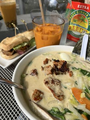 Yum Yum Noodle Bar - WOODSTOCK by null