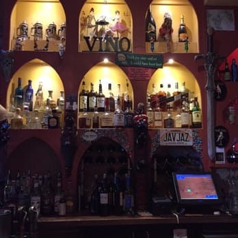 Java Jazz & Soup Nutz - Cool vibes, cool art, good booze selection - Coffee & Tea Near Me - Lahaina, Hawaii